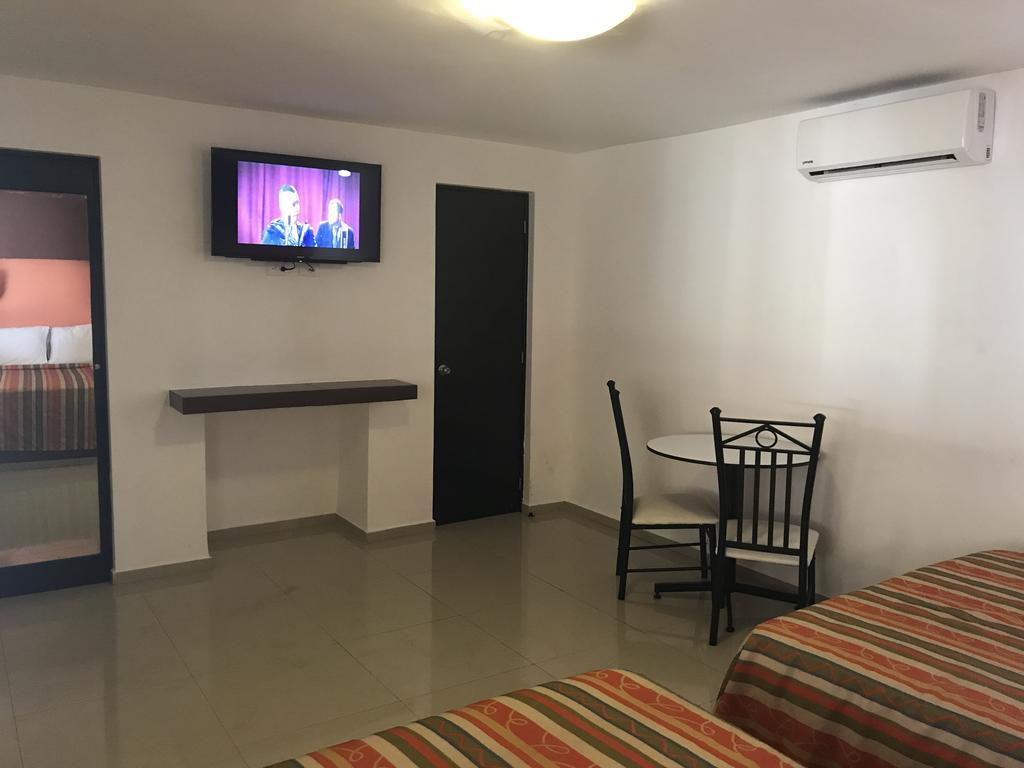Hotel Posada Maya Мерида Экстерьер фото