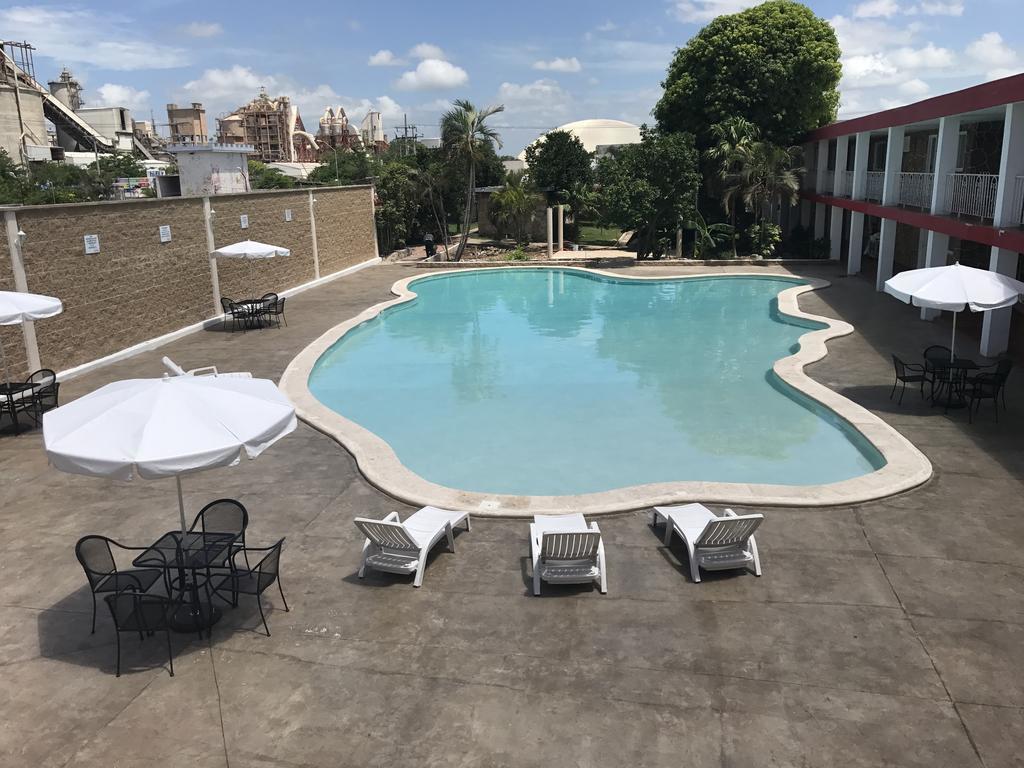 Hotel Posada Maya Мерида Экстерьер фото